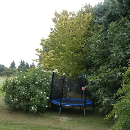 Holiday home Spacious With Private Pool Le Thor